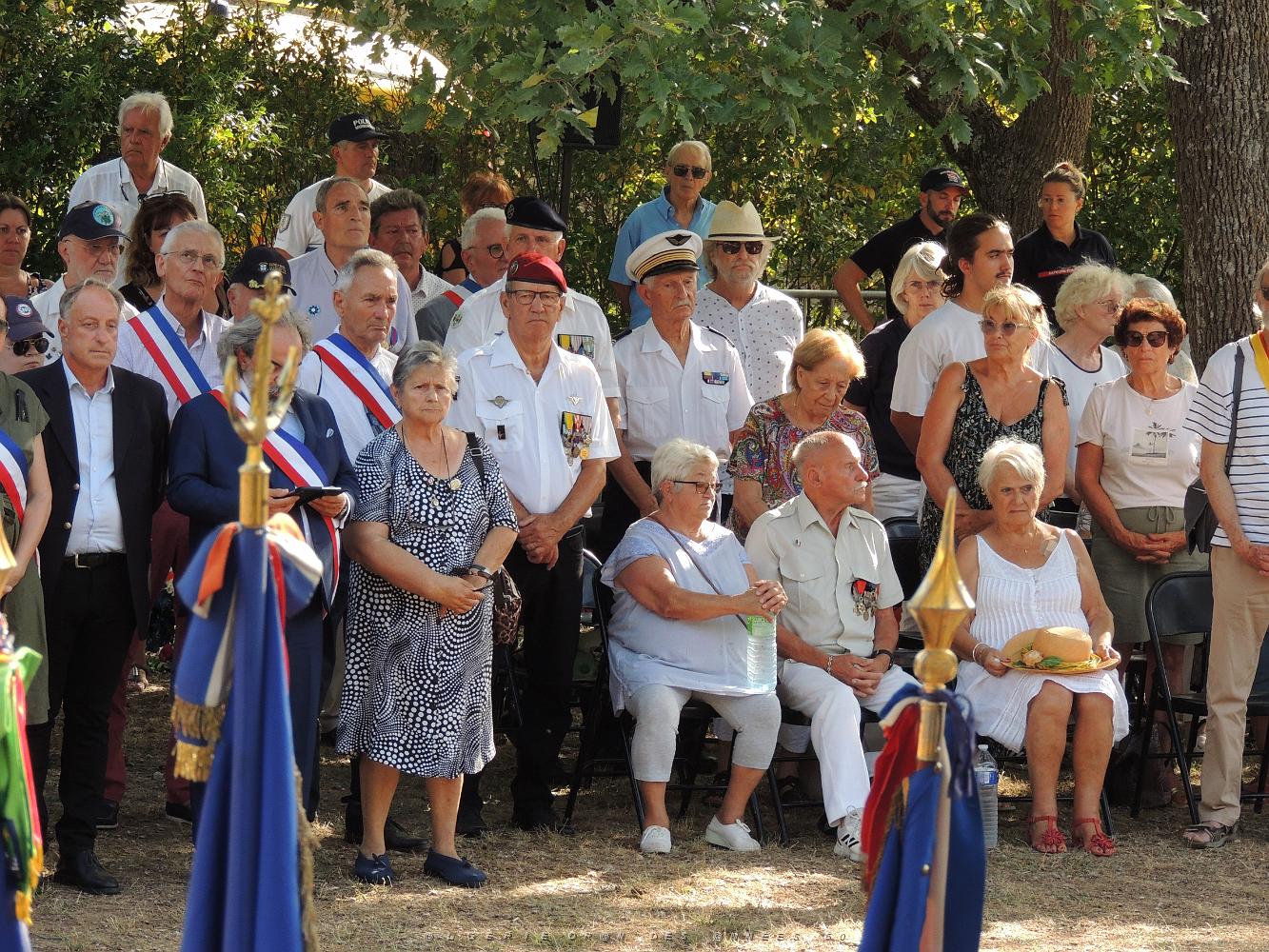 2023 07 18 SIGNES - HOMMAGE AUX 38 RESISTANTS FUSILLES EN 1944 (41).JPG -           